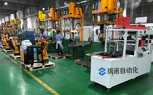 工業(yè)機(jī)器人 工業(yè)機(jī)器人