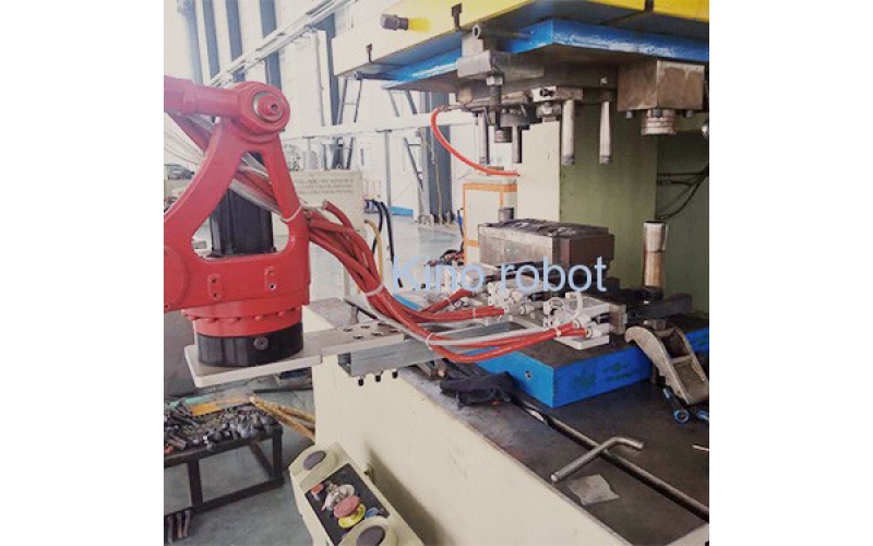 熱鍛機(jī)械手在鍛壓線(xiàn)中的操作流程